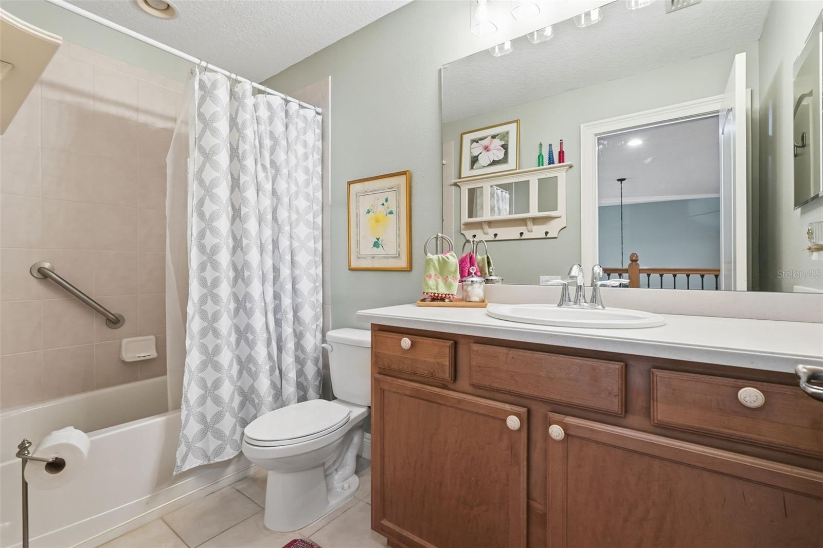 BEACON TRACE TWNHMS - Residential