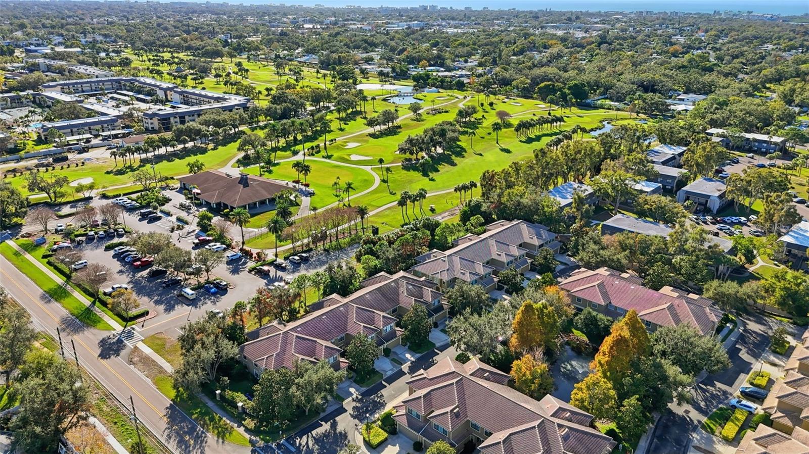 BEACON TRACE TWNHMS - Residential