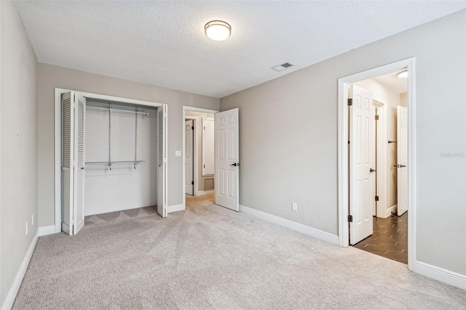 NORTHDALE SEC R - Residential