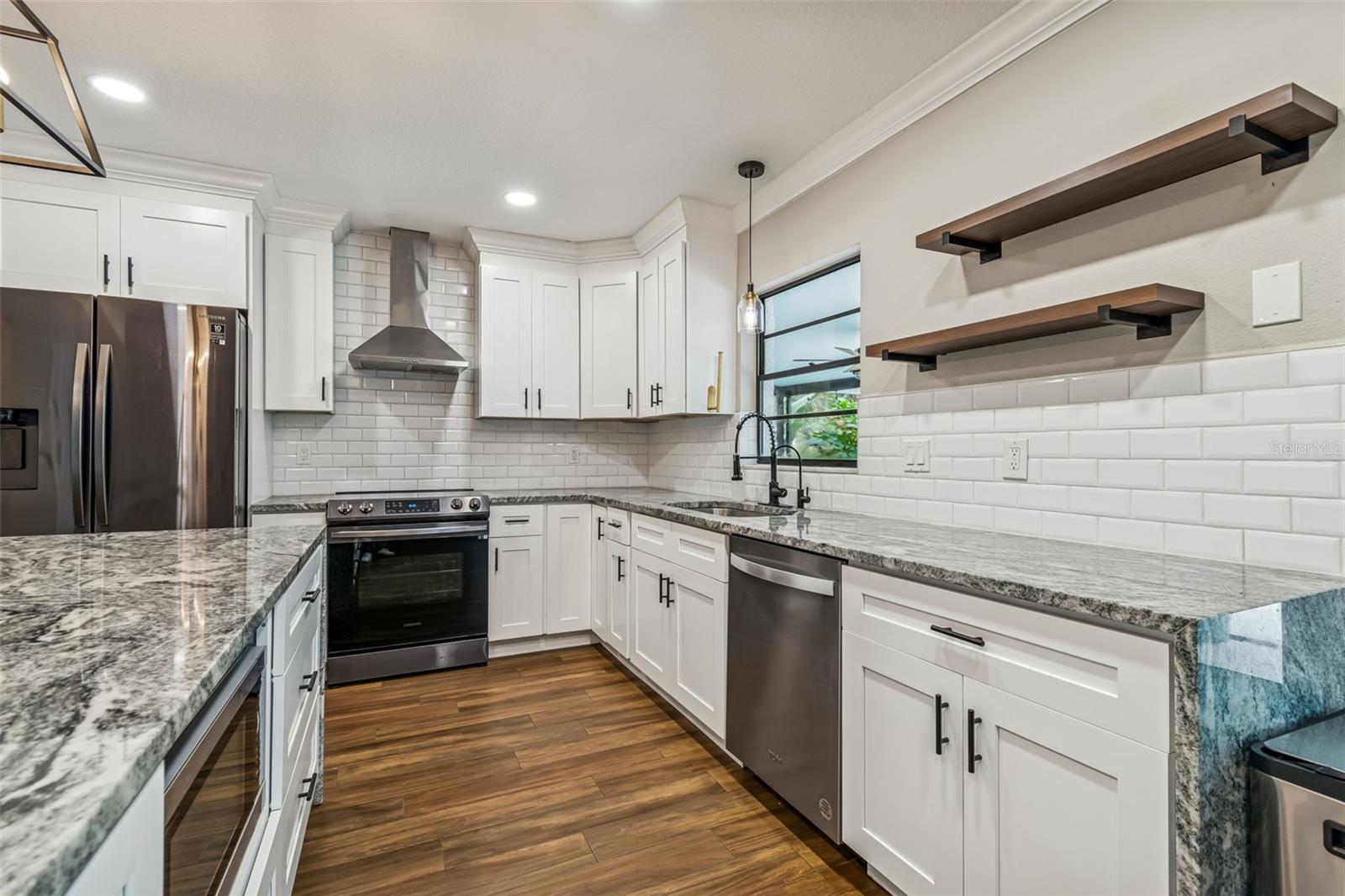 NORTHDALE SEC R - Residential