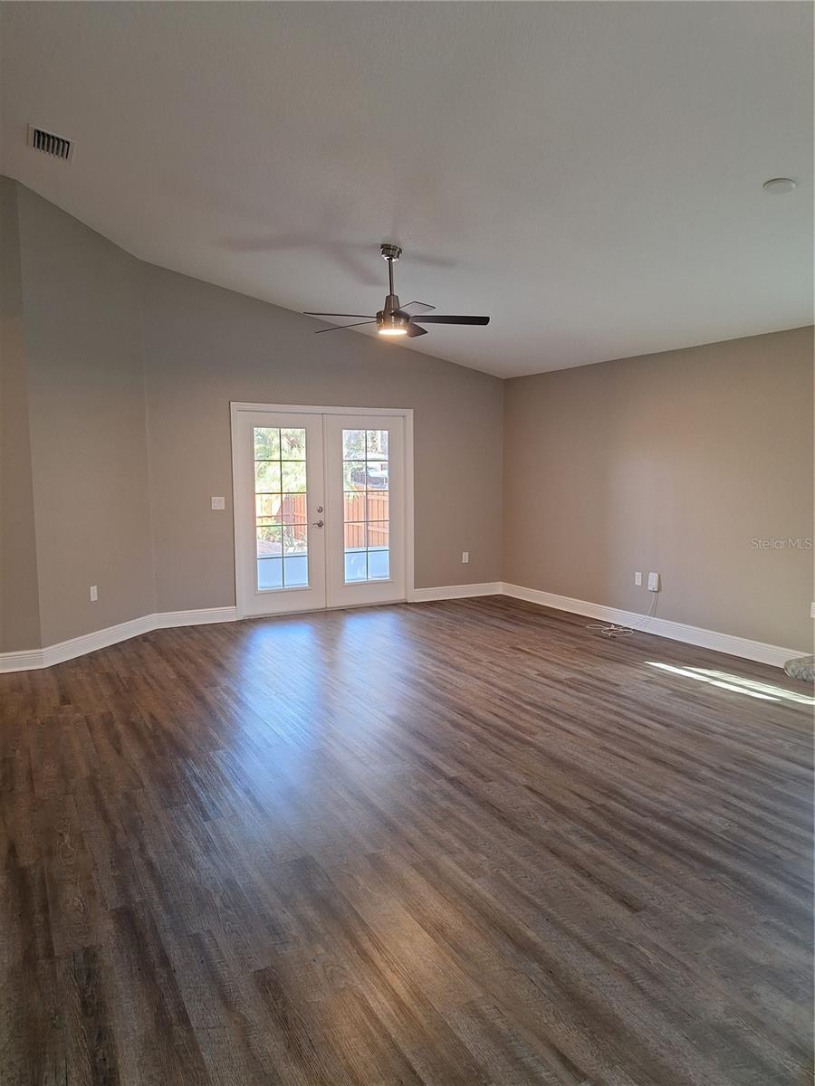 JASMIN POINT ESTATES - Residential Lease