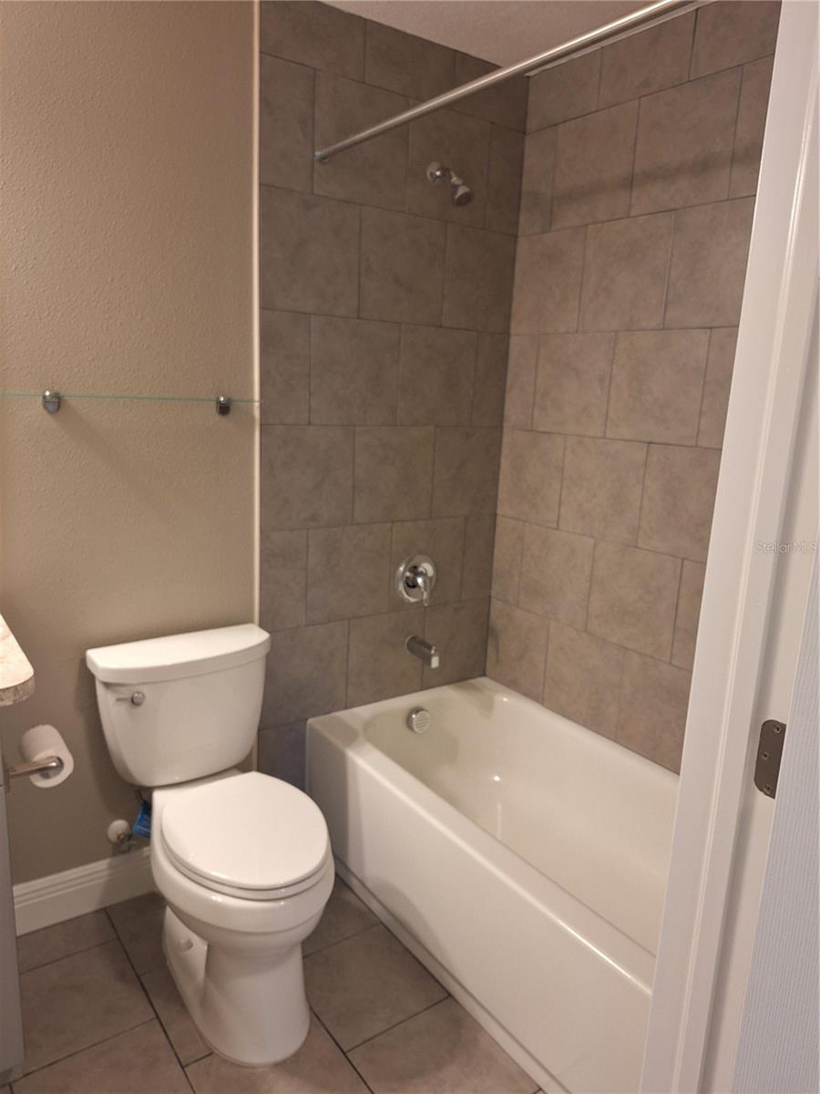 JASMIN POINT ESTATES - Residential Lease