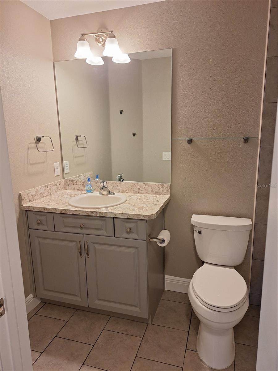 JASMIN POINT ESTATES - Residential Lease