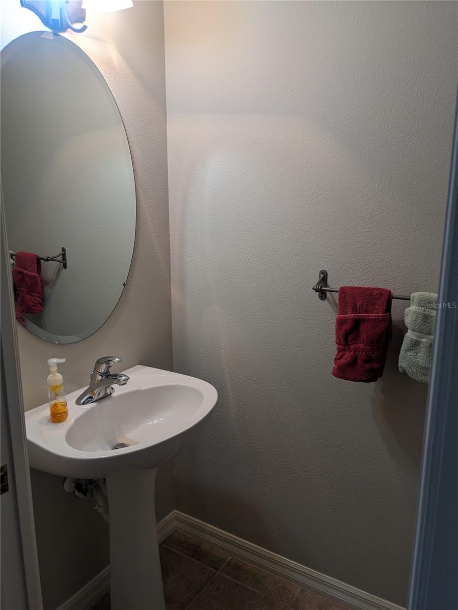 CYPRESS COVE TWNHMS - Residential Lease