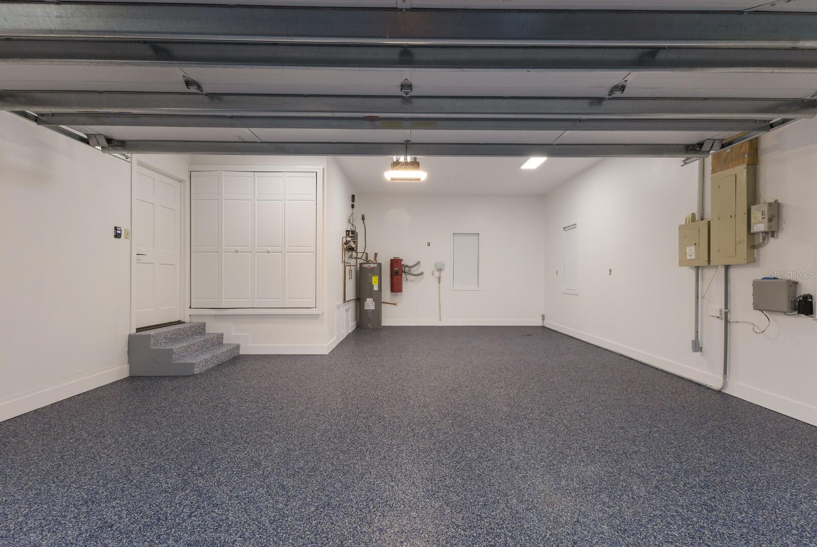 BRADENTON COUNTRY CLUB TO 64 - Residential