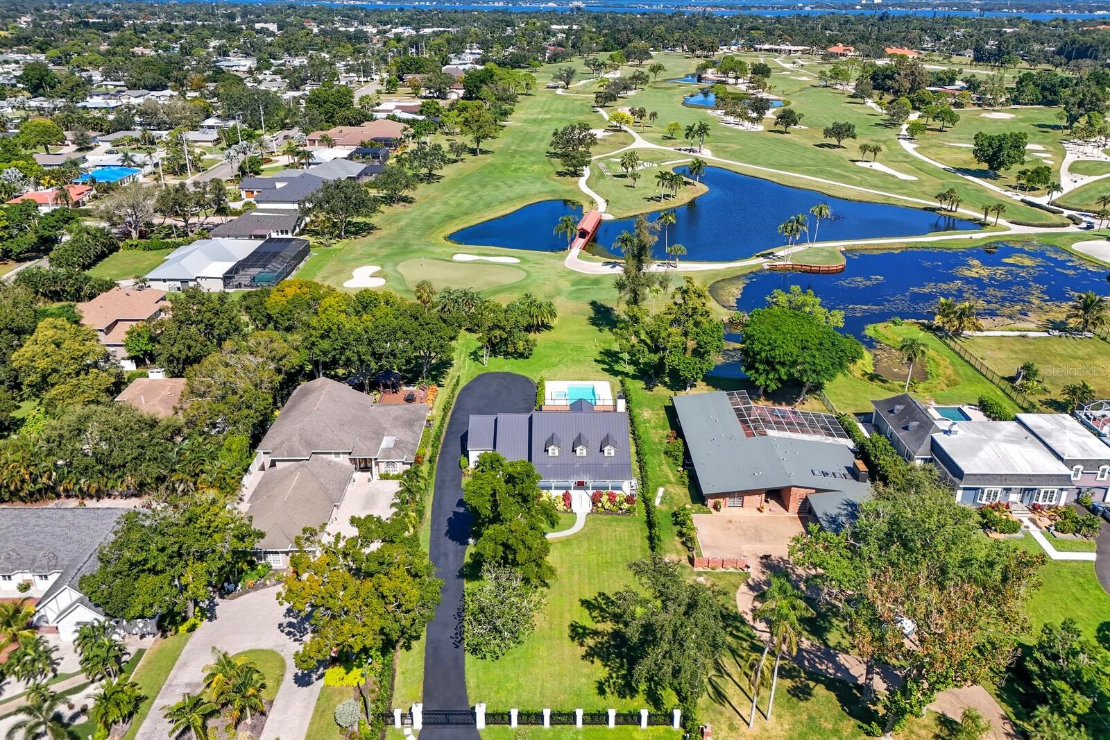 BRADENTON COUNTRY CLUB TO 64 - Residential