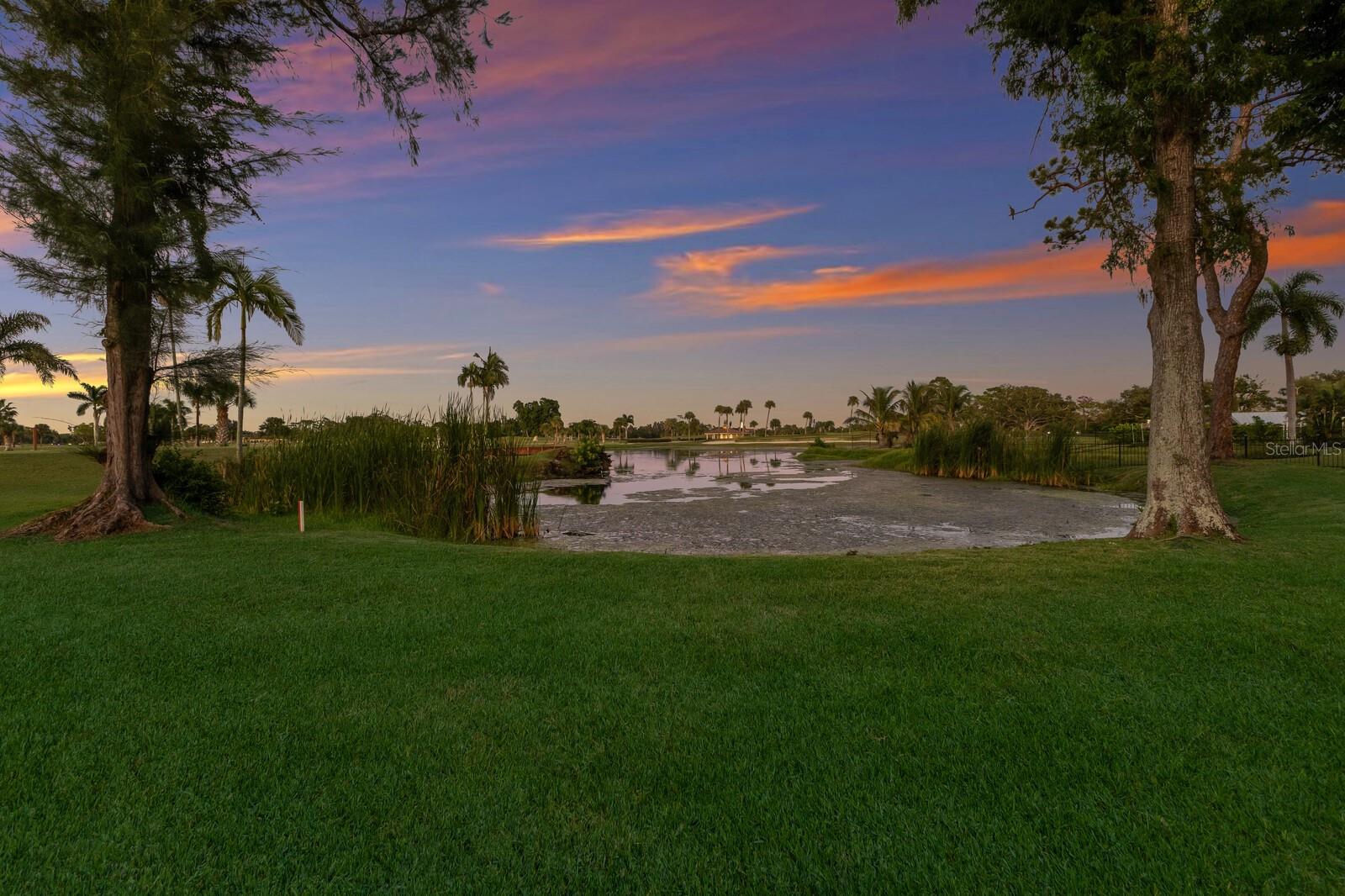 BRADENTON COUNTRY CLUB TO 64 - Residential
