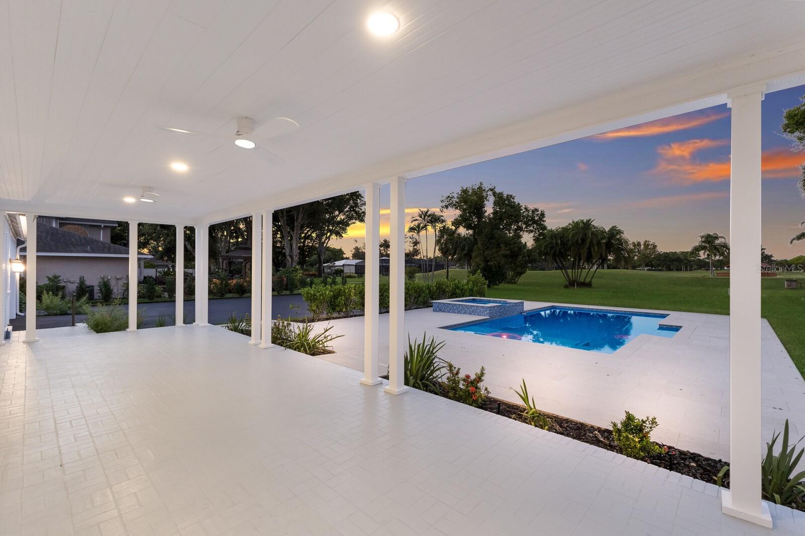 BRADENTON COUNTRY CLUB TO 64 - Residential