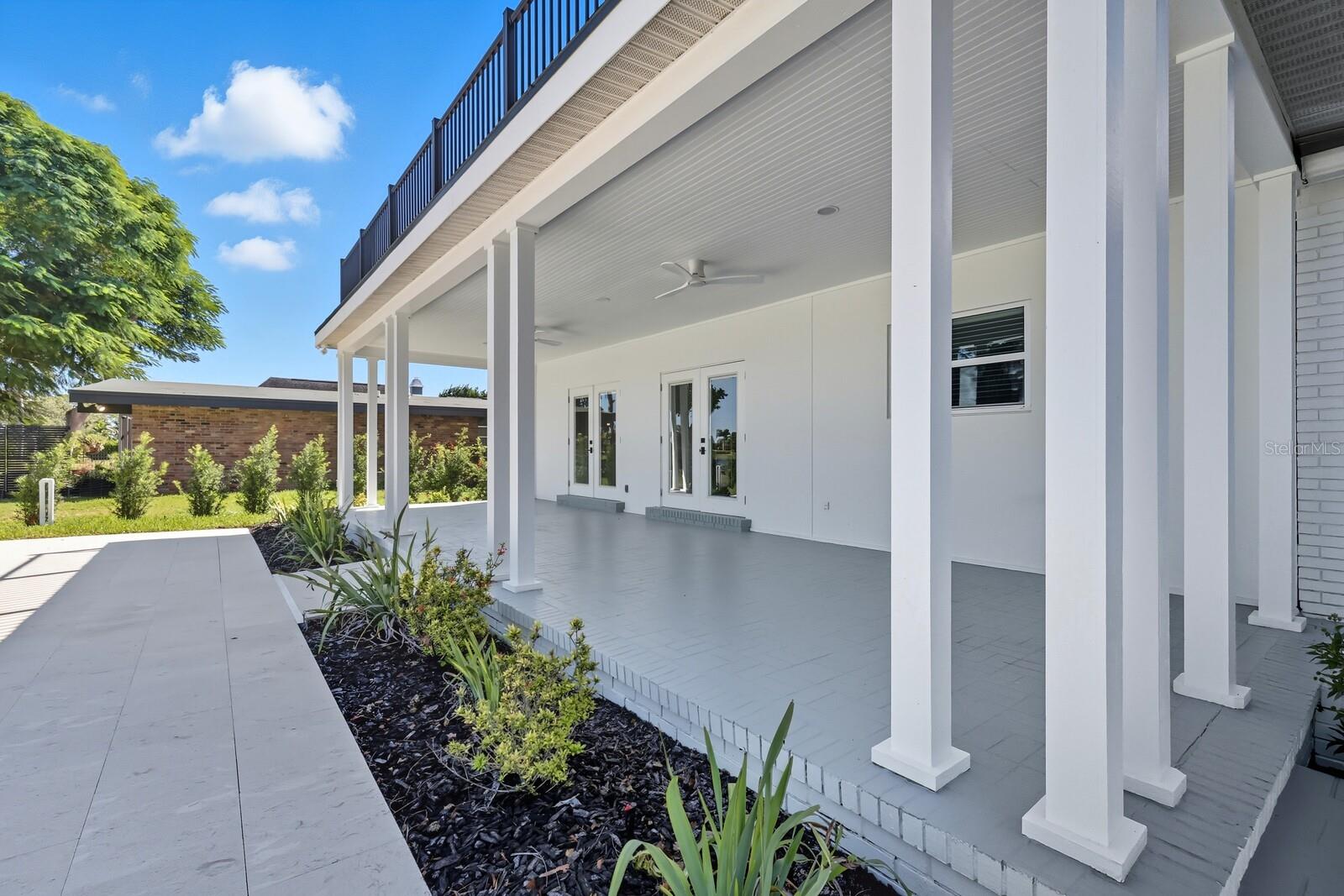 BRADENTON COUNTRY CLUB TO 64 - Residential