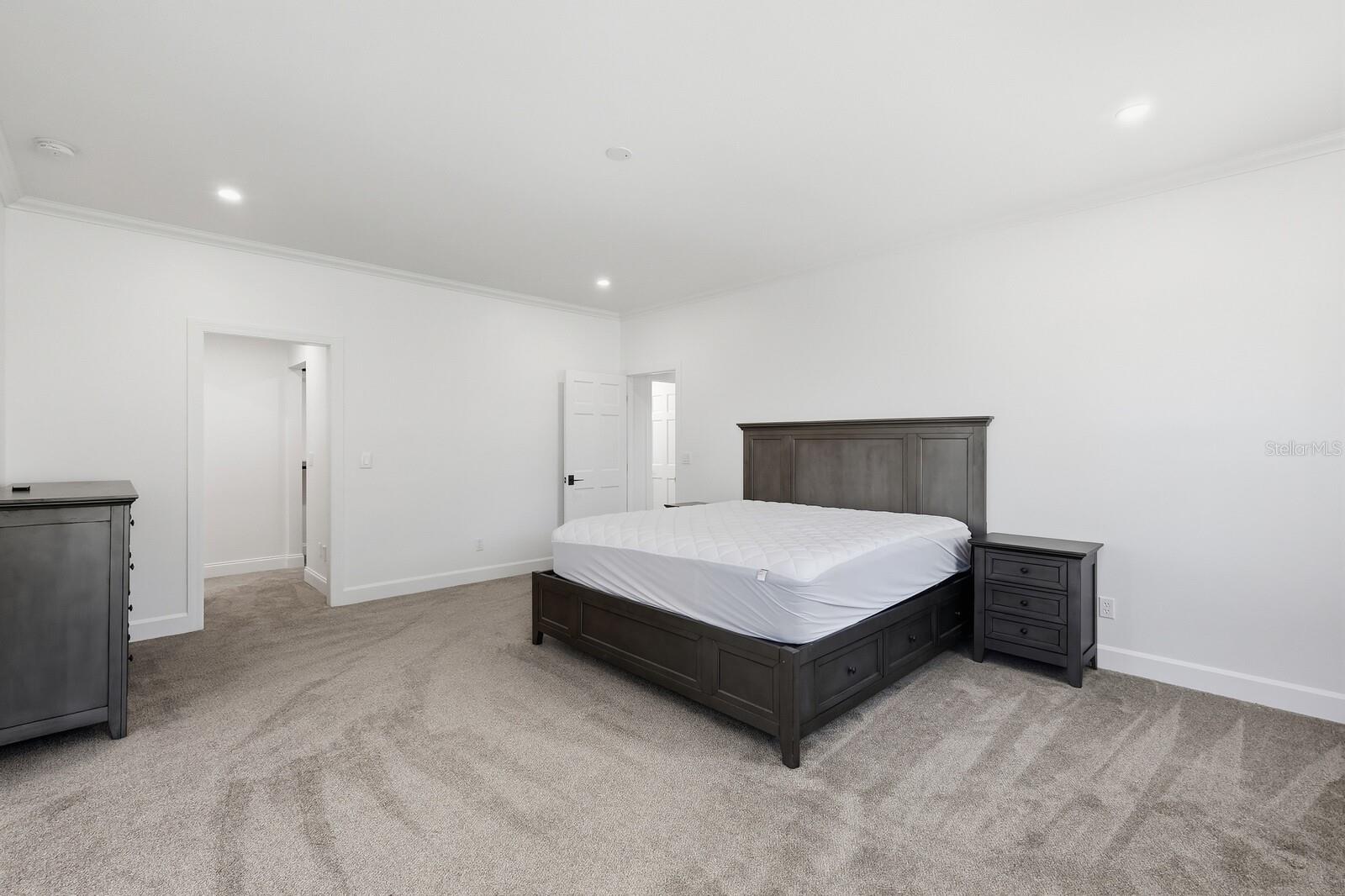 BRADENTON COUNTRY CLUB TO 64 - Residential