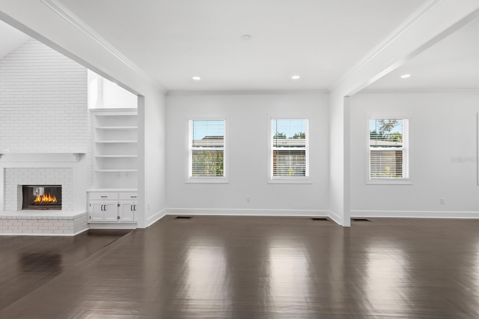 BRADENTON COUNTRY CLUB TO 64 - Residential