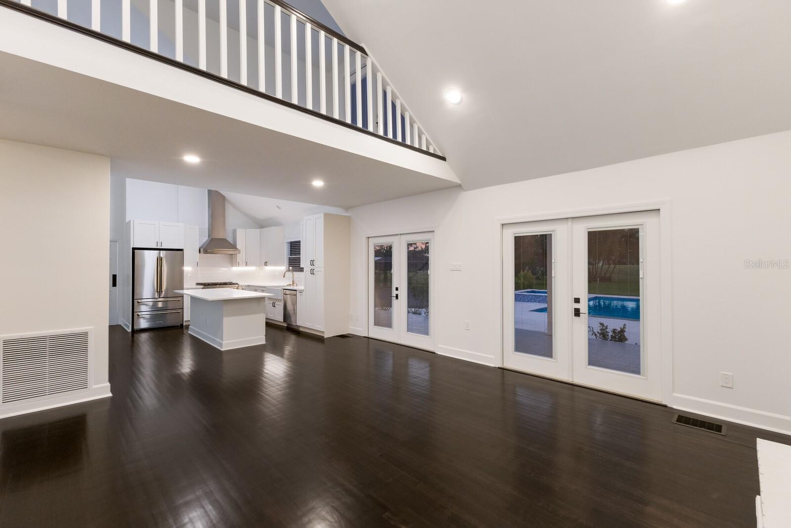 BRADENTON COUNTRY CLUB TO 64 - Residential