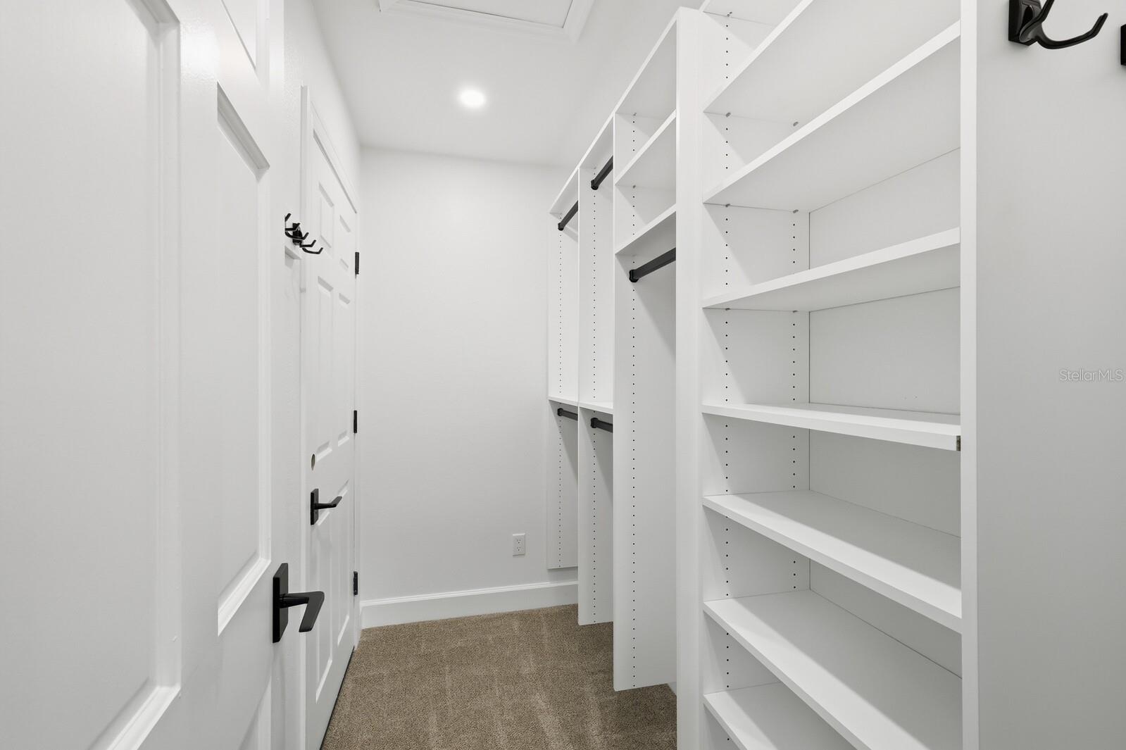 BRADENTON COUNTRY CLUB TO 64 - Residential