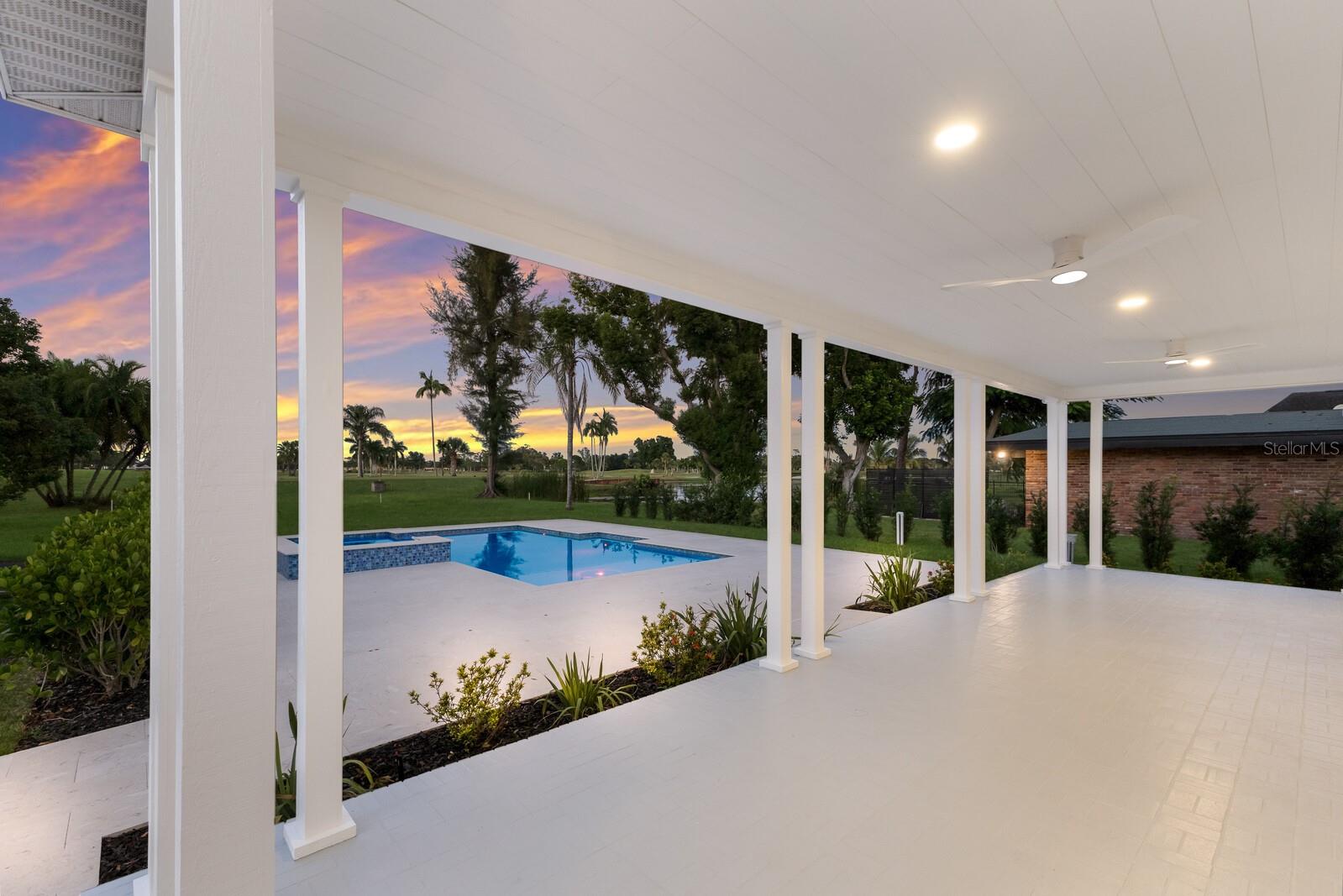 BRADENTON COUNTRY CLUB TO 64 - Residential