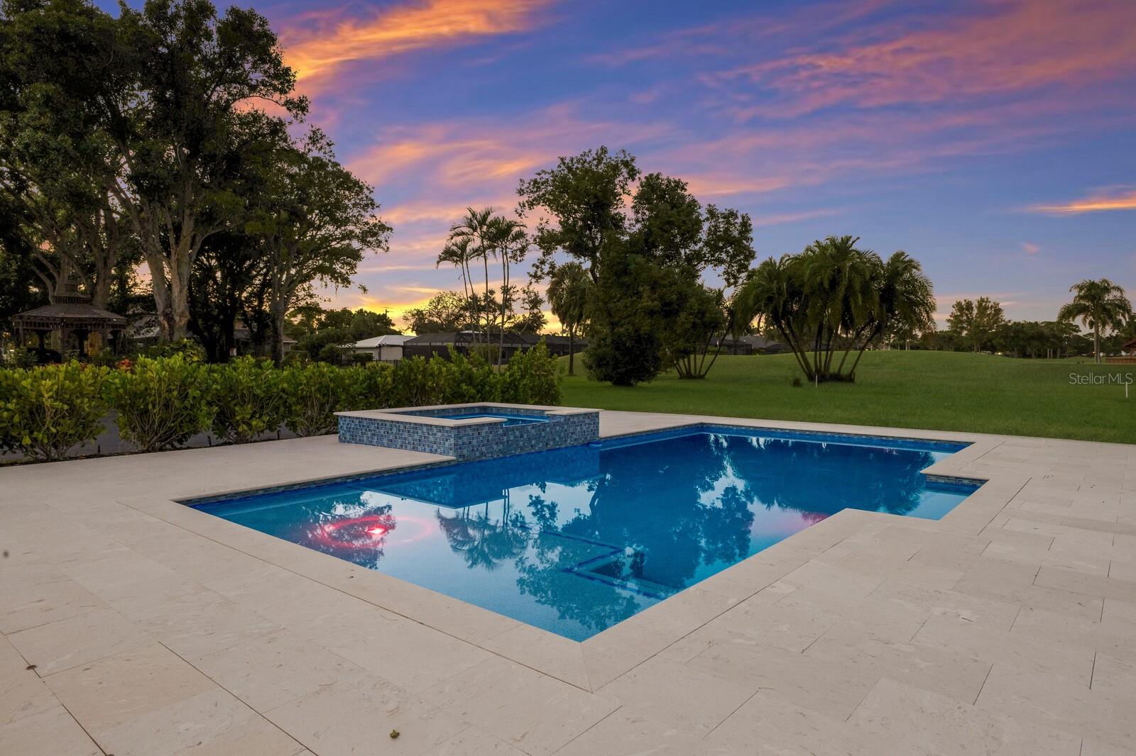 BRADENTON COUNTRY CLUB TO 64 - Residential