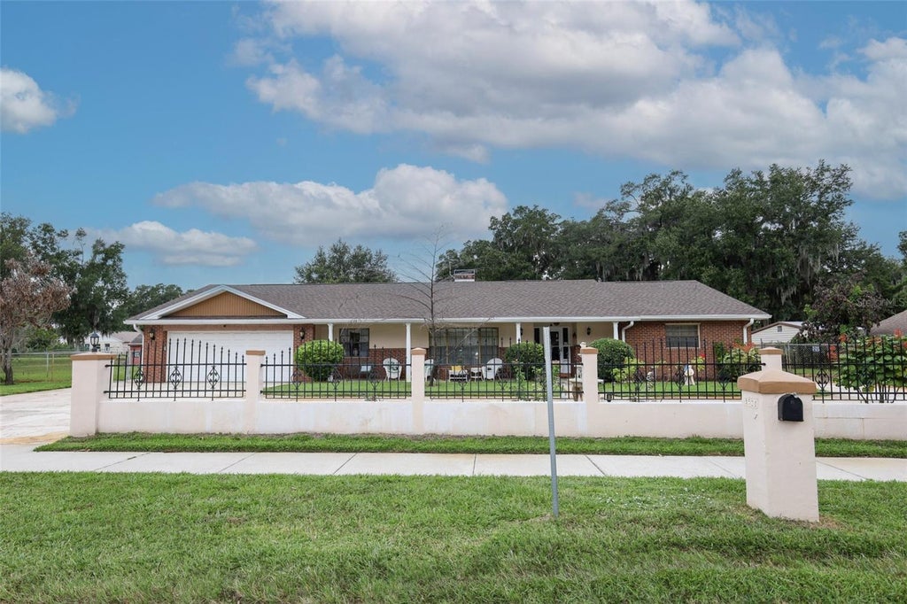 Photo of 5520 Rockwood Avenue, Orlando, FL 32839 (MLS # O6430100)