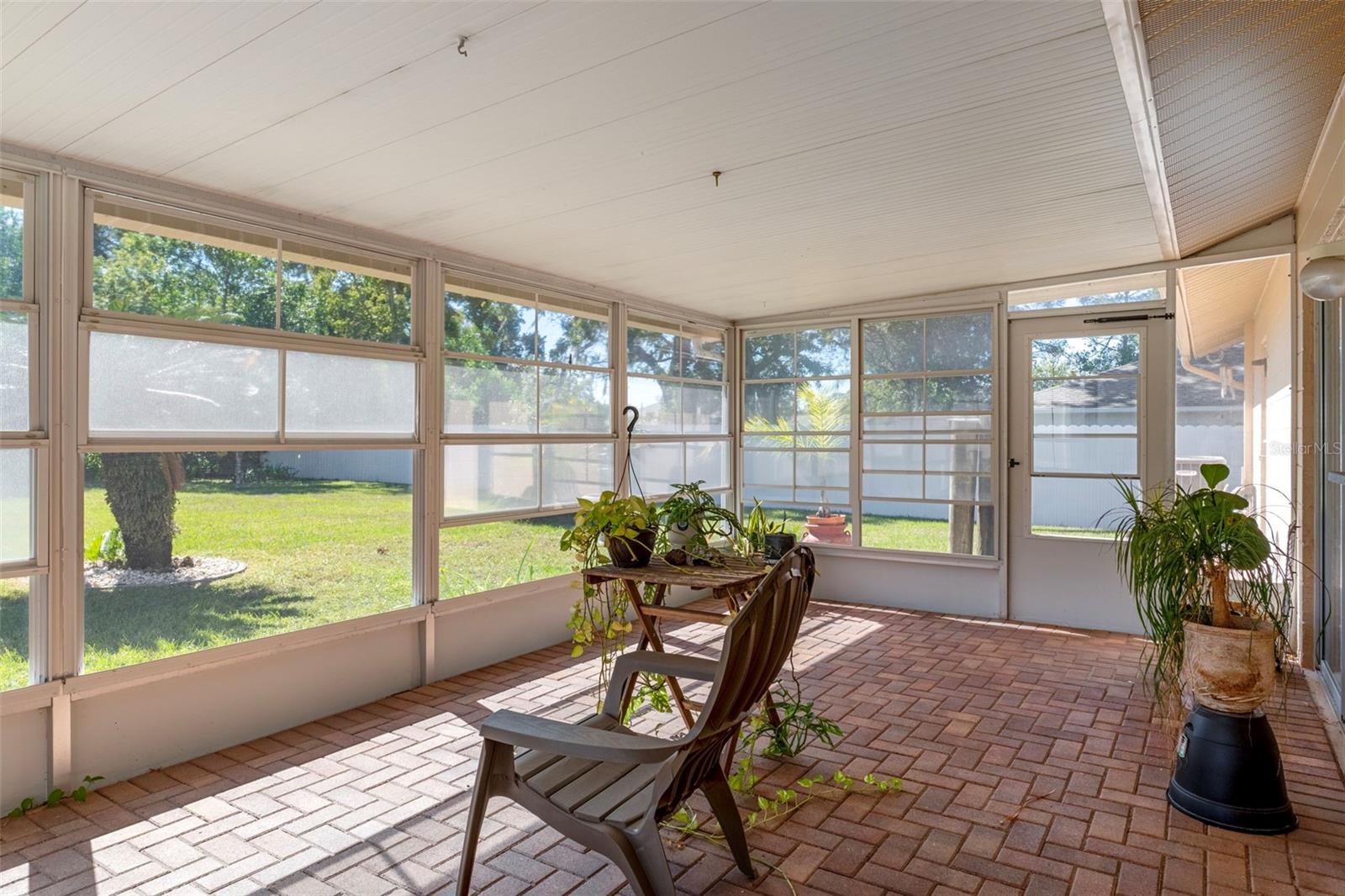 SPRING HILL UNIT 17 - Residential