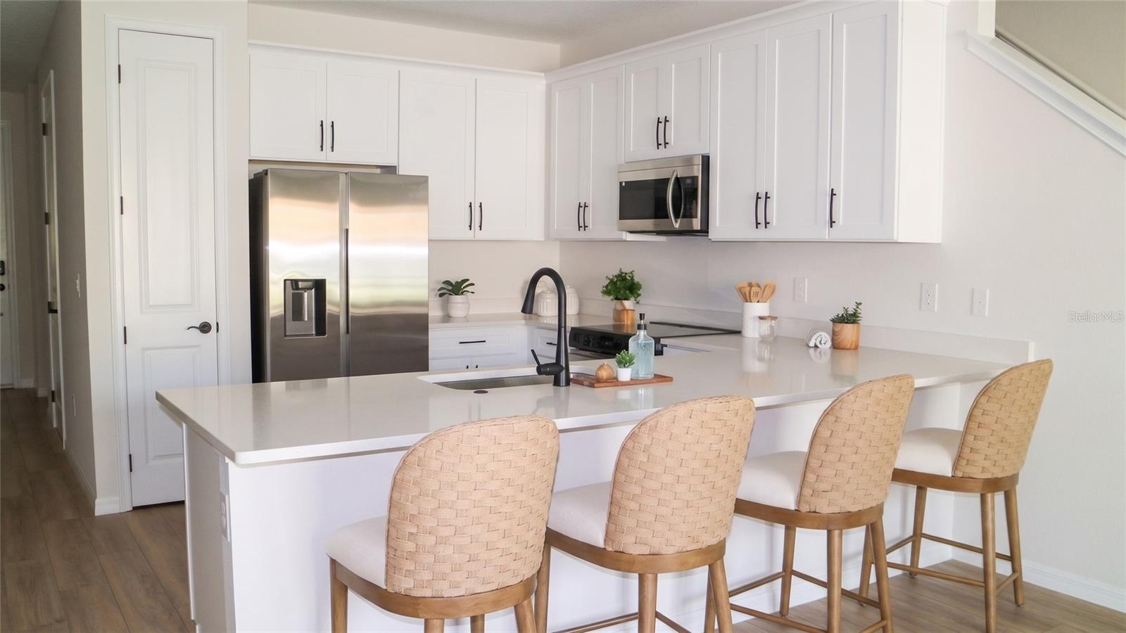 RIVER OAKS TOWNHOMES LLC - Residential