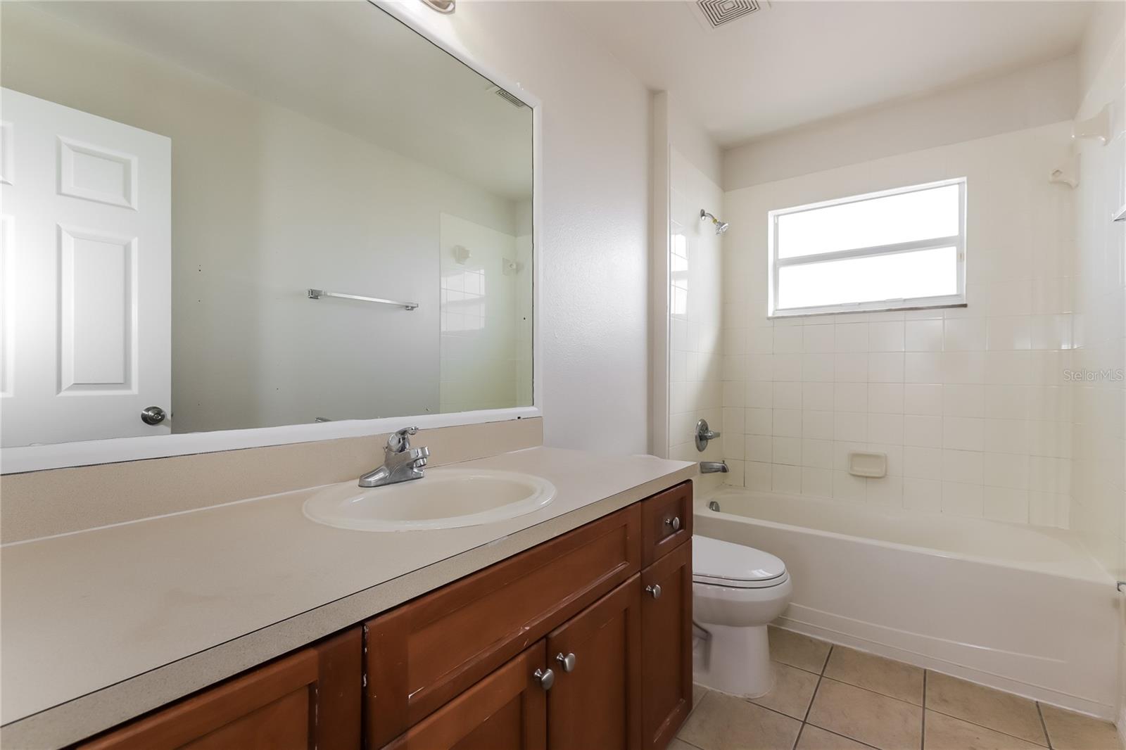 RIVERCREST - Residential Lease