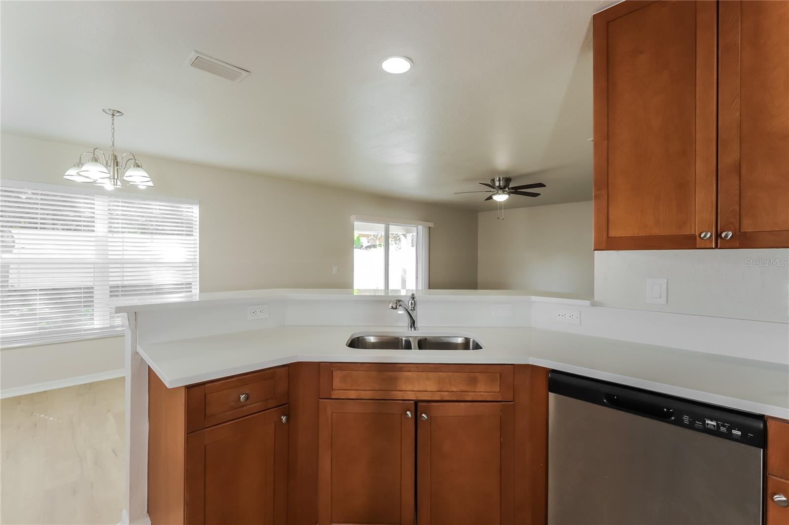 RIVERCREST - Residential Lease