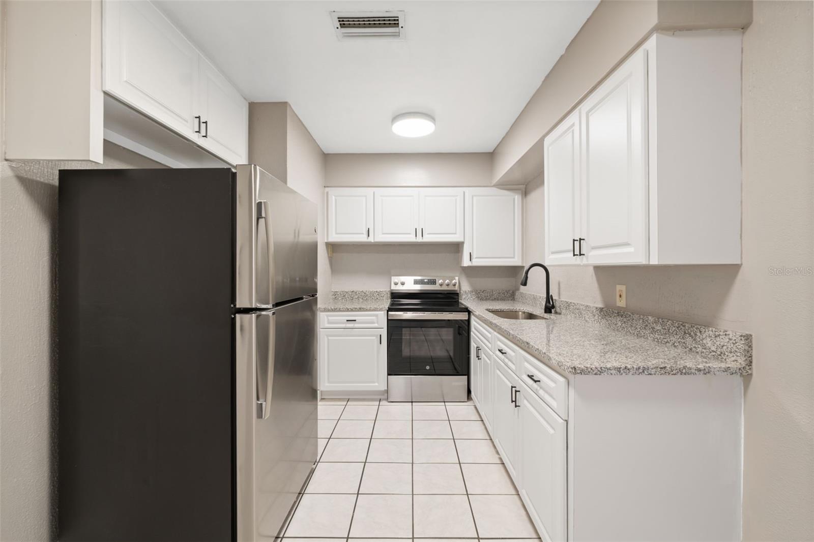 BELT COURT - Residential