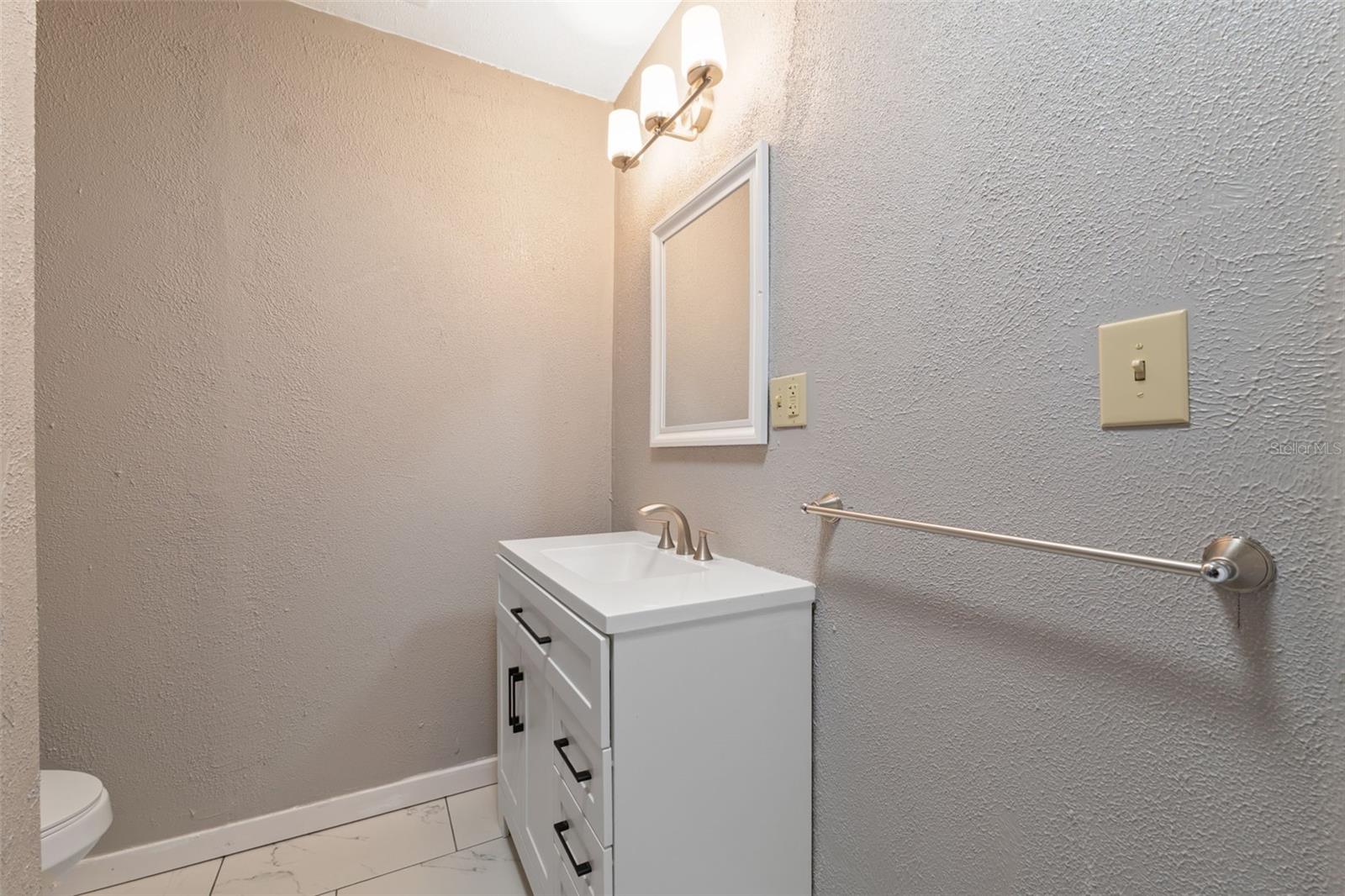 BELT COURT - Residential