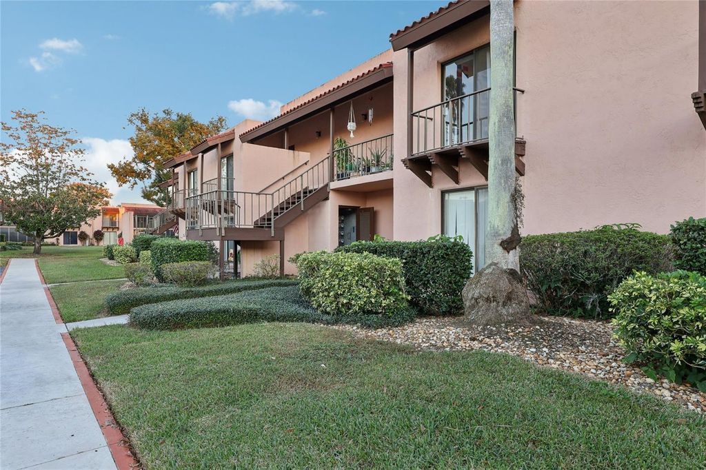 Photo of 202 La Casa #202, Lake Wales, FL 33898 (MLS # L4957347)