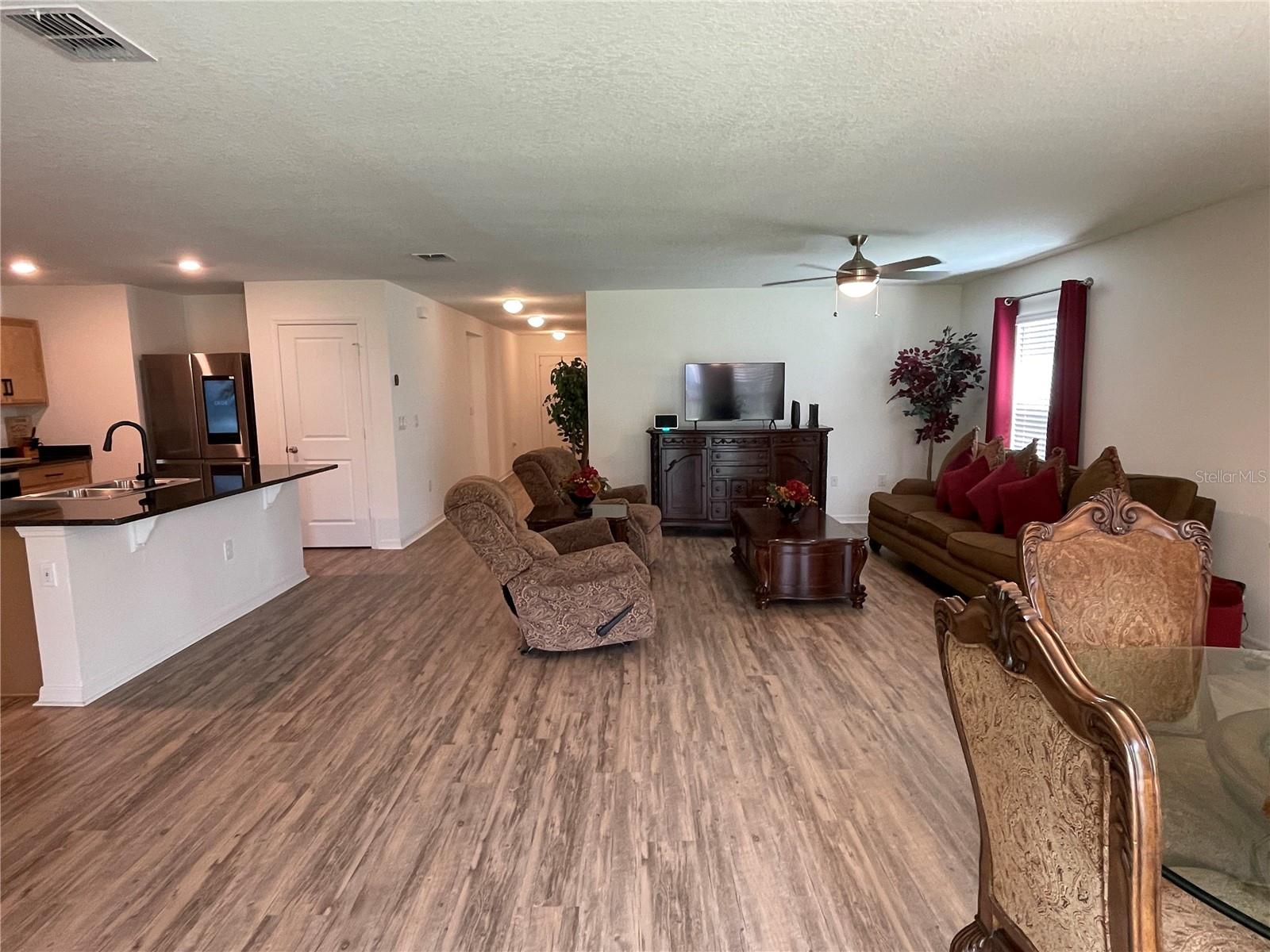 PARKSIDE - Residential