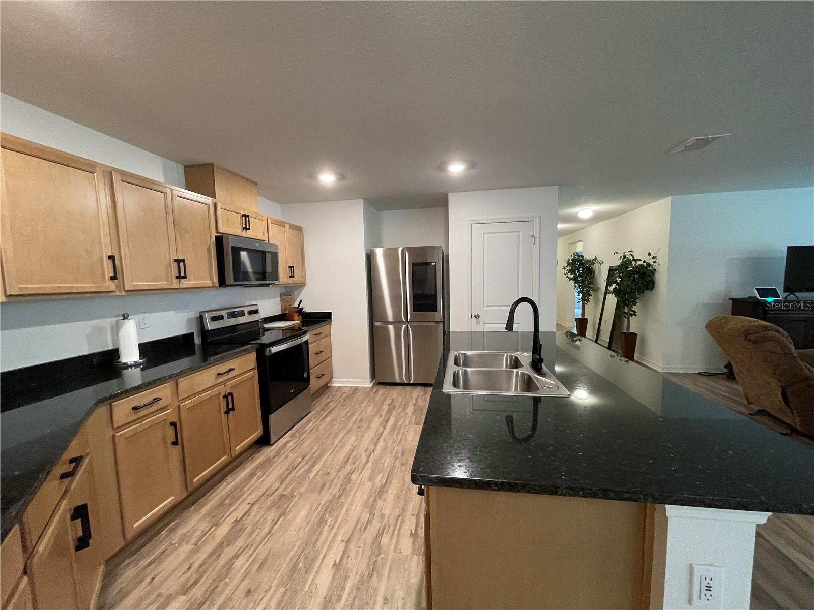 PARKSIDE - Residential