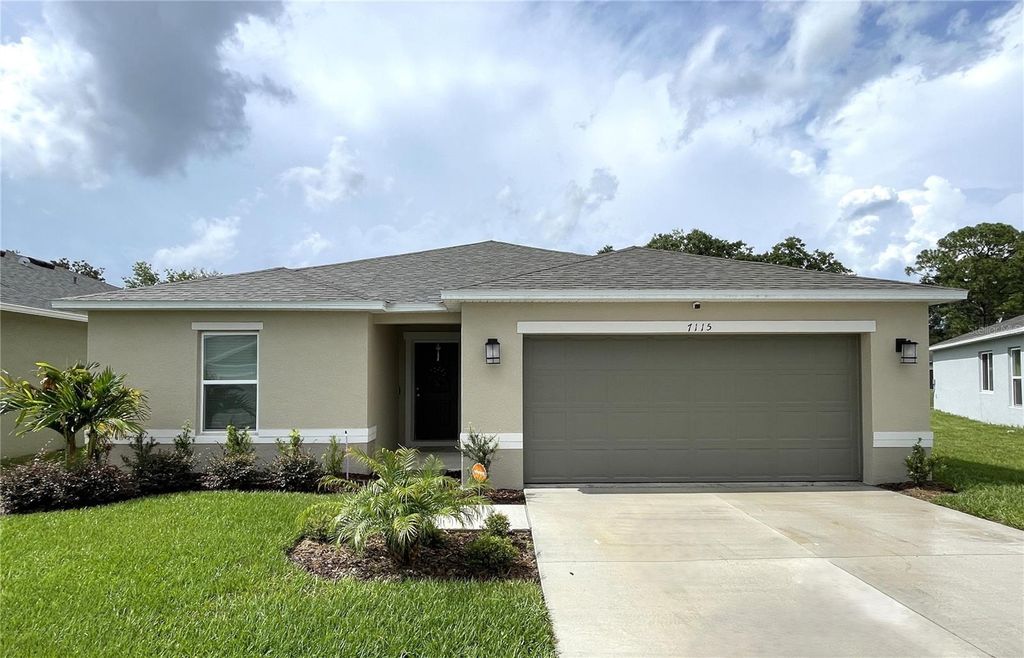 Photo of 7115 Cruz Court, Lakeland, FL 33813 (MLS # TB8436991)
