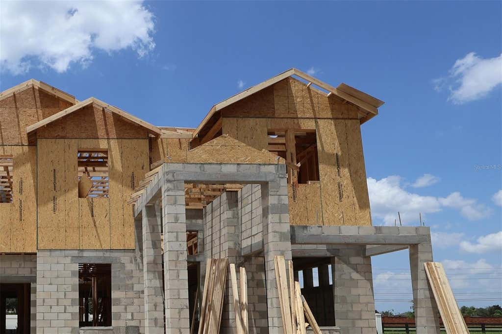 Photo of 17043 Overstory Road, Orlando, FL 32820 (MLS # O6429775)