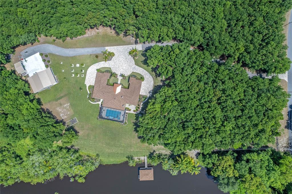 LAKE JEM VILLA PROPERTIES - Residential