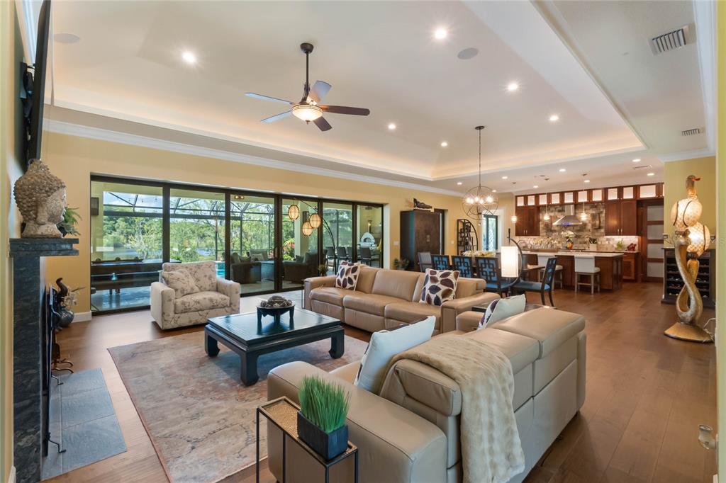 LAKE JEM VILLA PROPERTIES - Residential