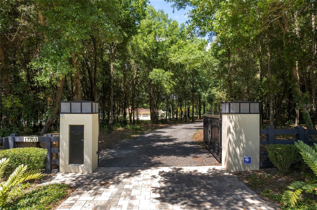 LAKE JEM VILLA PROPERTIES - Residential