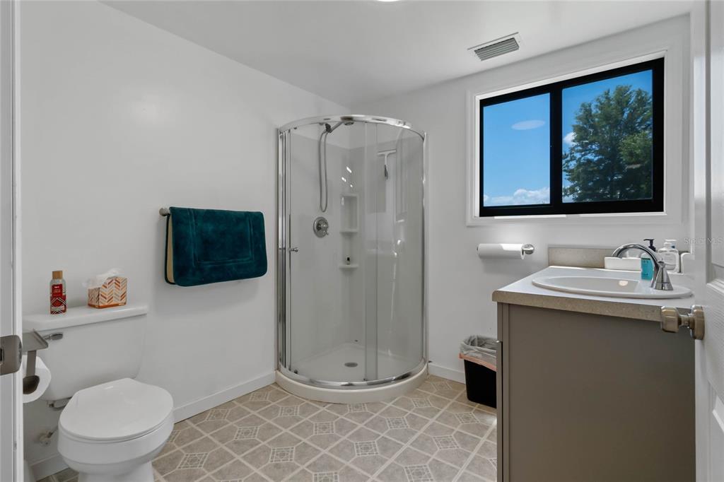 LAKE JEM VILLA PROPERTIES - Residential