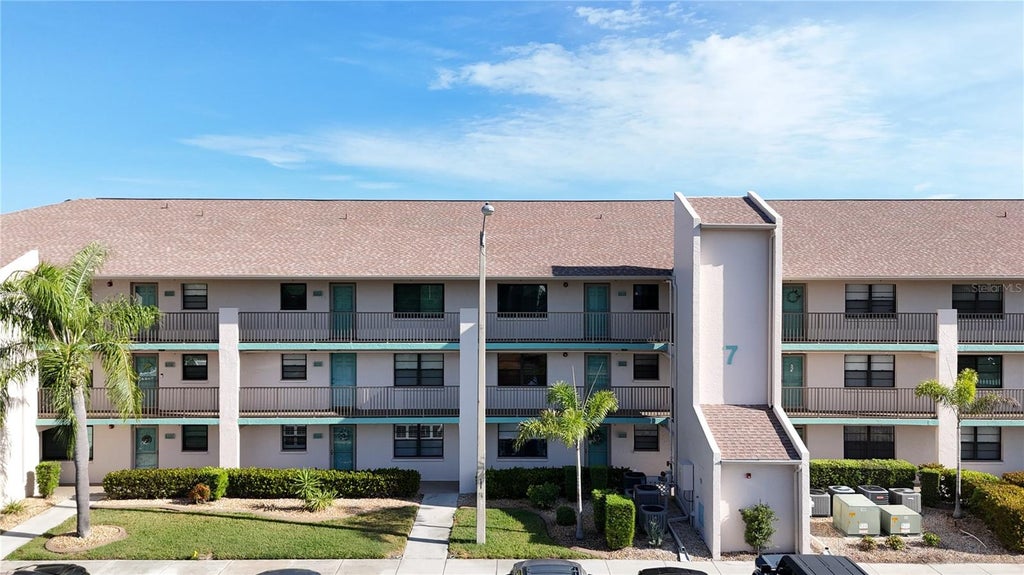Photo of 175 Kings Highway #733, Punta Gorda, FL 33983 (MLS # C7530044)