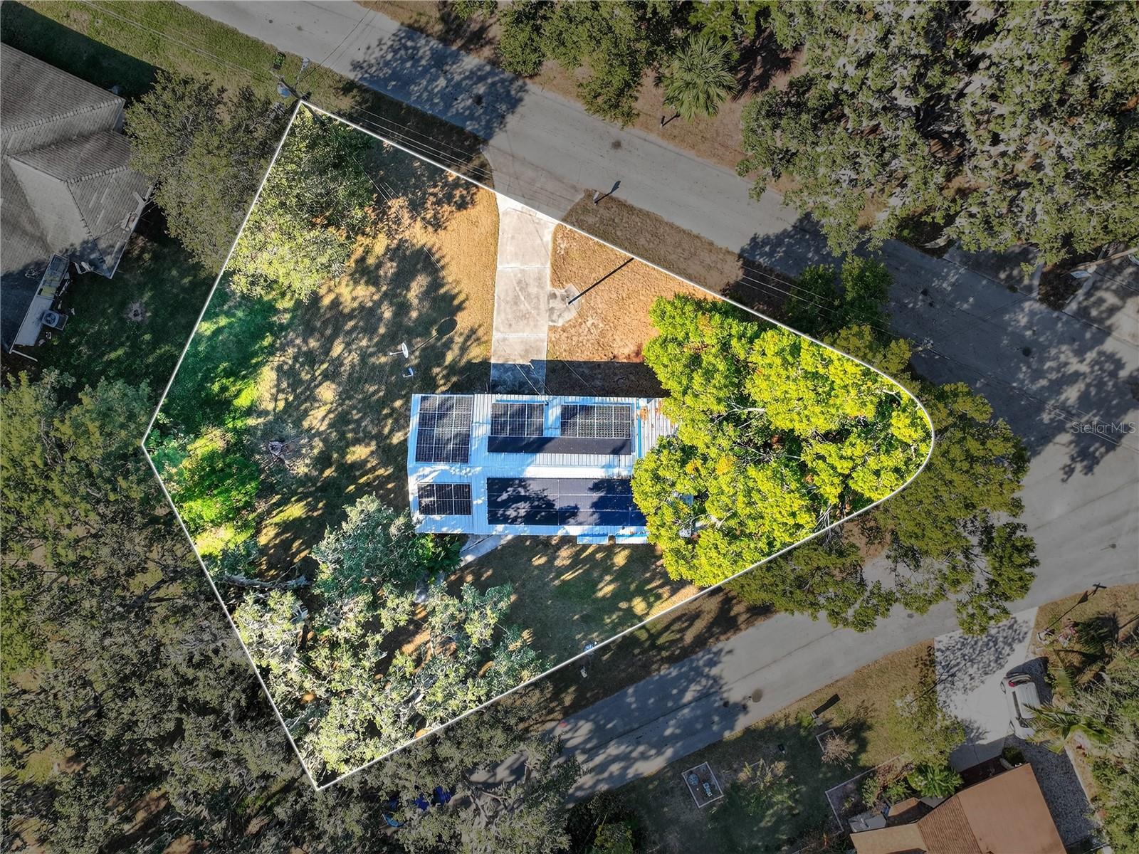 LAKE SIDE TERRACE - Residential