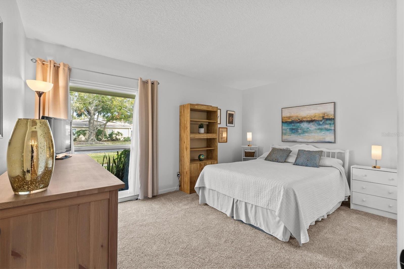 PIPERS GLEN CONDO - Residential