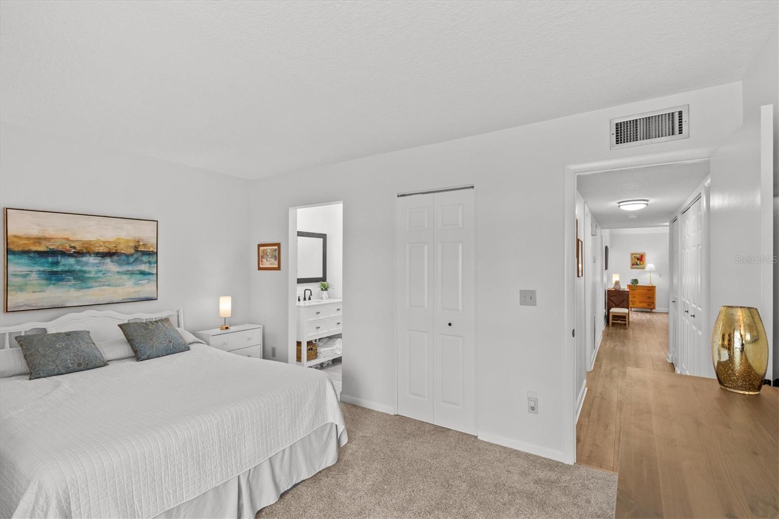 PIPERS GLEN CONDO - Residential