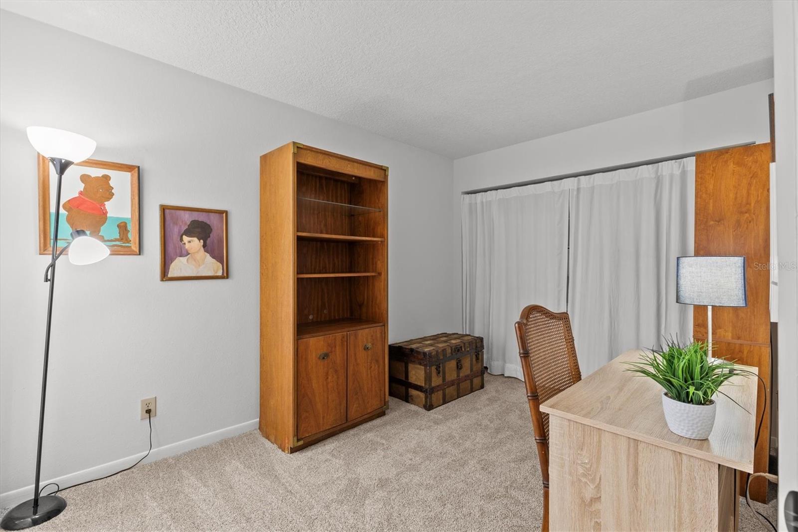 PIPERS GLEN CONDO - Residential
