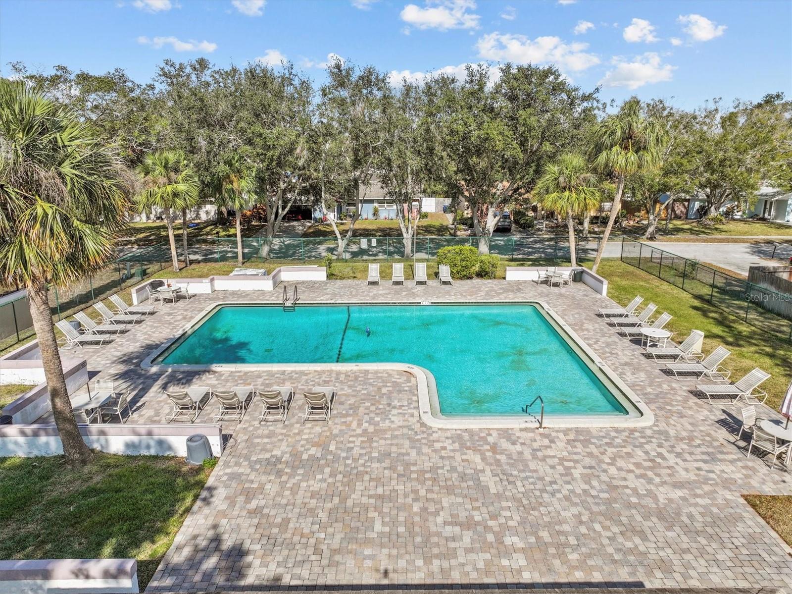 PIPERS GLEN CONDO - Residential