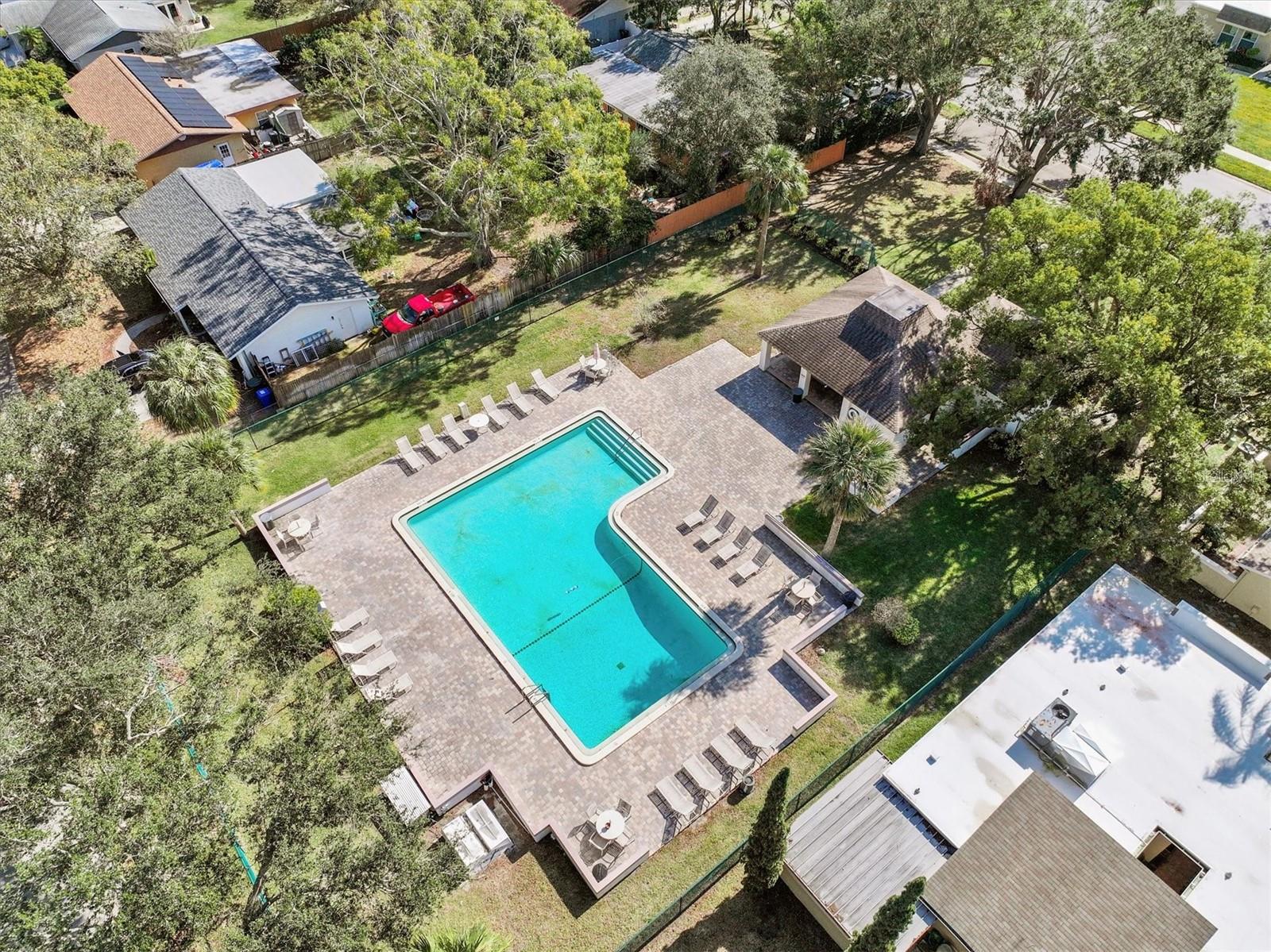 PIPERS GLEN CONDO - Residential