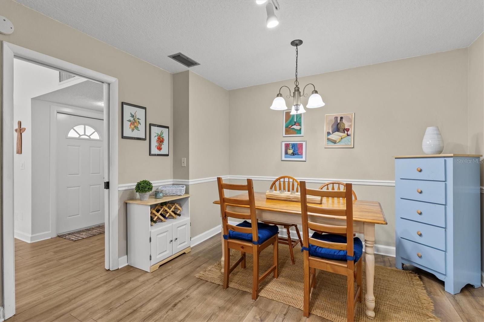 PIPERS GLEN CONDO - Residential