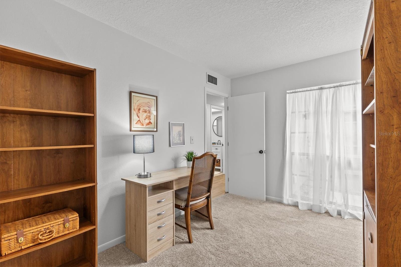 PIPERS GLEN CONDO - Residential