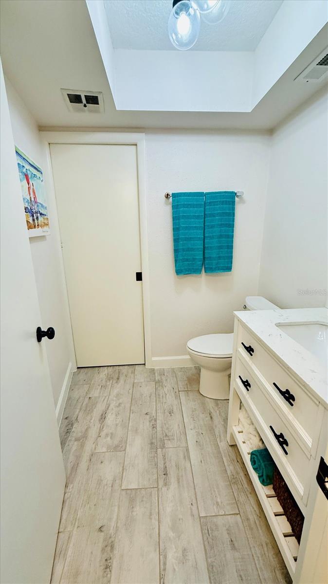 PIPERS GLEN CONDO - Residential