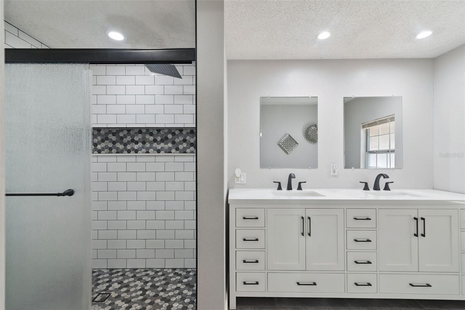 BUNKER HILL - Residential