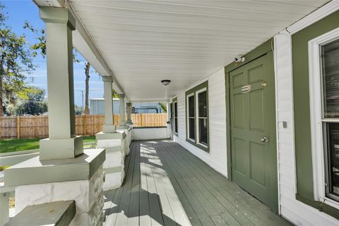 Tiny photo for 1920 NE 8th Road, Ocala, FL 34470 (MLS # OM712964)