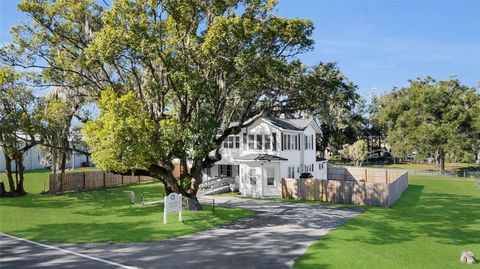 Tiny photo for 1920 NE 8th Road, Ocala, FL 34470 (MLS # OM712964)