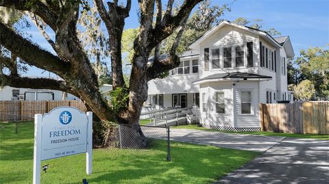 Tiny photo for 1920 NE 8th Road, Ocala, FL 34470 (MLS # OM712964)