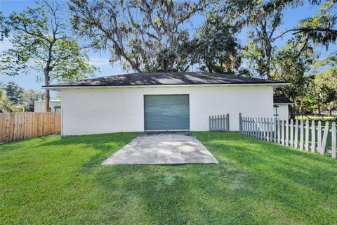 Tiny photo for 1920 NE 8th Road, Ocala, FL 34470 (MLS # OM712964)
